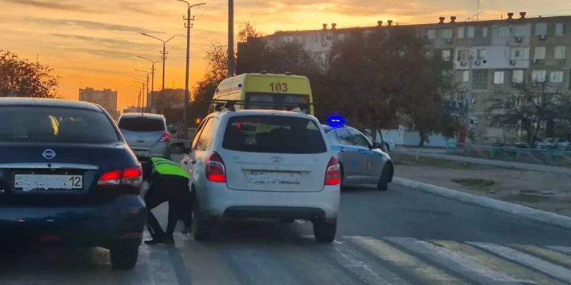 Құлсарыда балалы әйелді көлік қағып кеткен