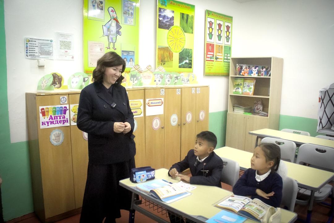 Ауыл мен қала мектебі бірдей болады: Жаңа министр қандай өзгеріс жасамақ?