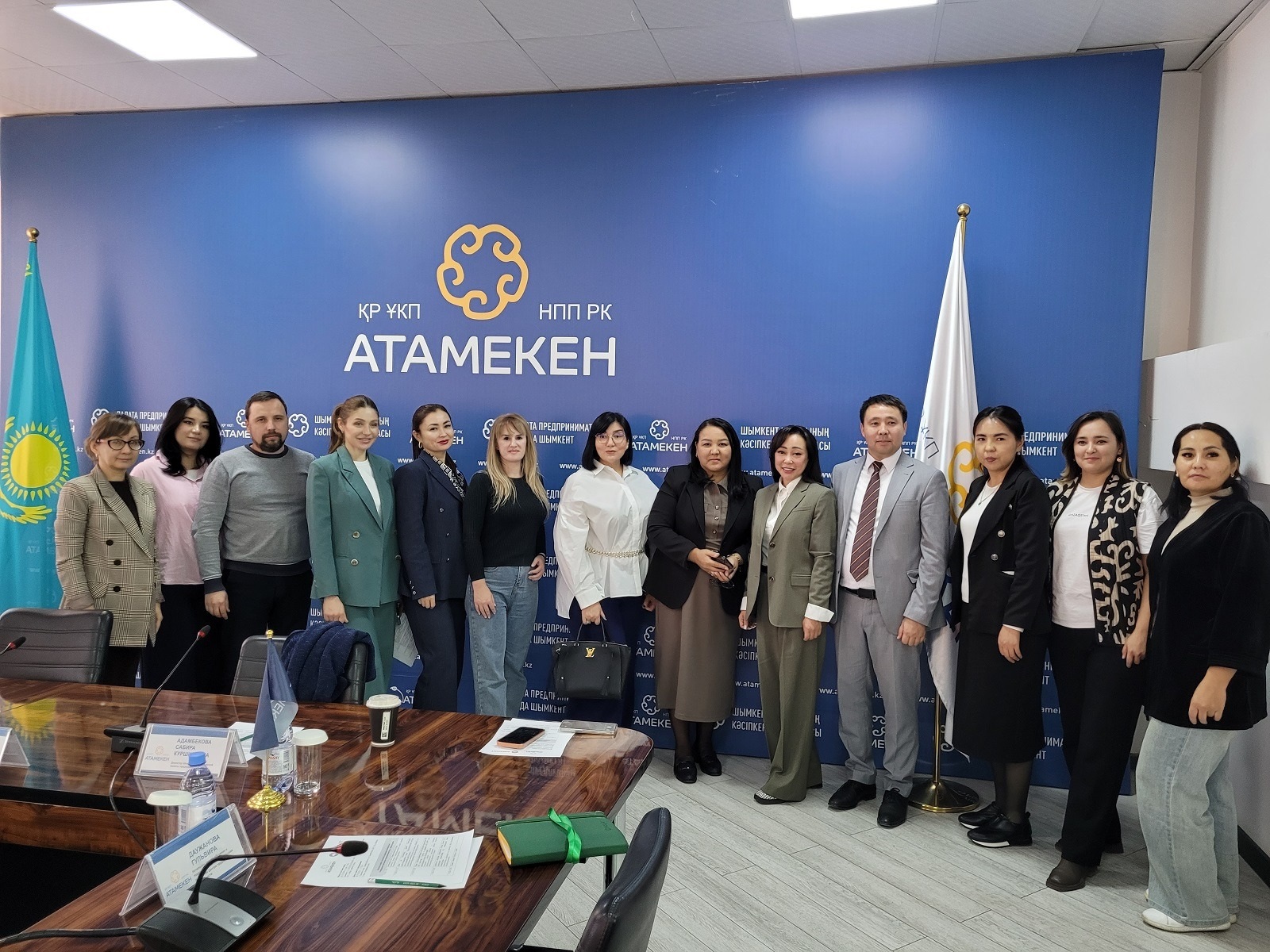 Бибілердің бизнестегі үлесі