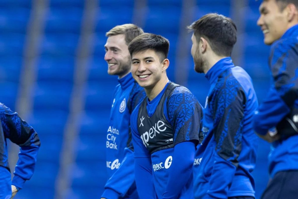 Қазақстан құрамасы Бельгияға қарсы матчқа дайындық үстінде (видео)