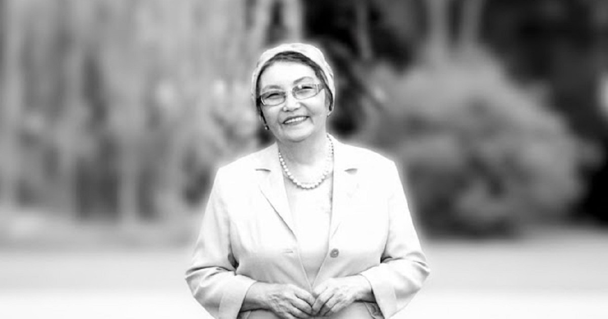 Қош болыңыз, қара өлеңнің ақ гүлі!