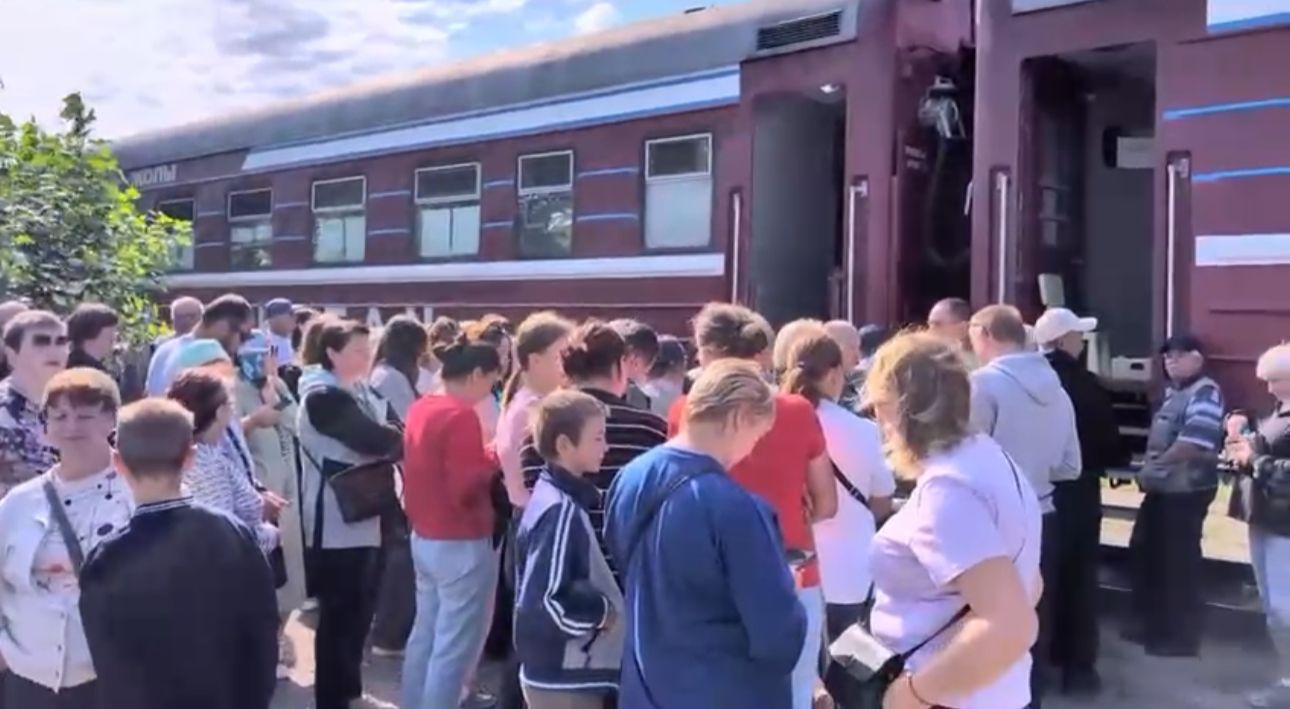 Дәрігерлер мен заңгерлер бір құрамда шалғай ауылдарға нақты көмек көрсетіп жүр