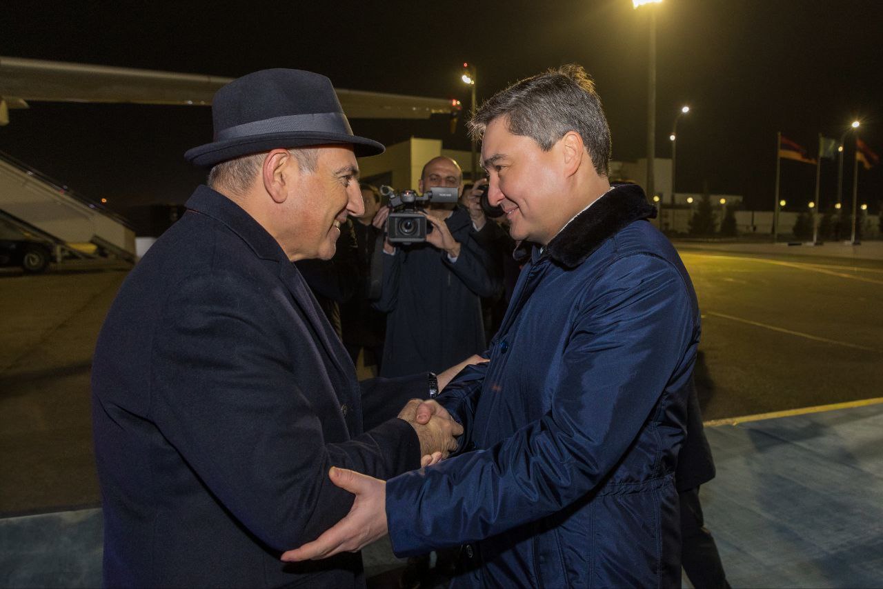 Армения Премьер-министрі Никол Пашинян Астана қаласына келді