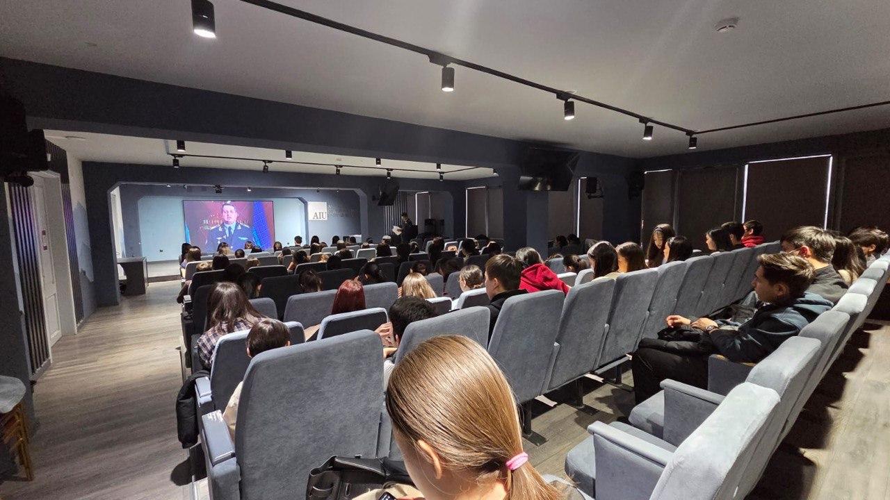 «Заң және тәртіп»: елордалық студенттер цифрлық сауаттылық сабағын өтті