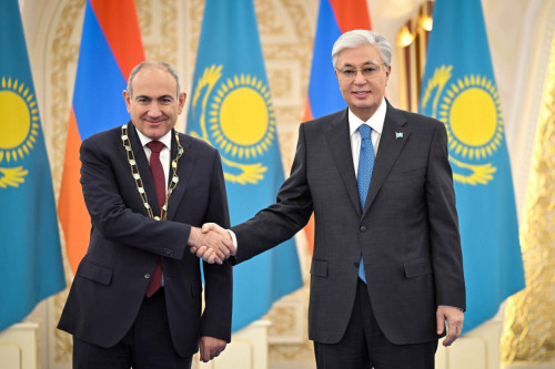 Мемлекет басшысы Армения Премьер-министрін «Алтын Қыран» орденімен марапаттады