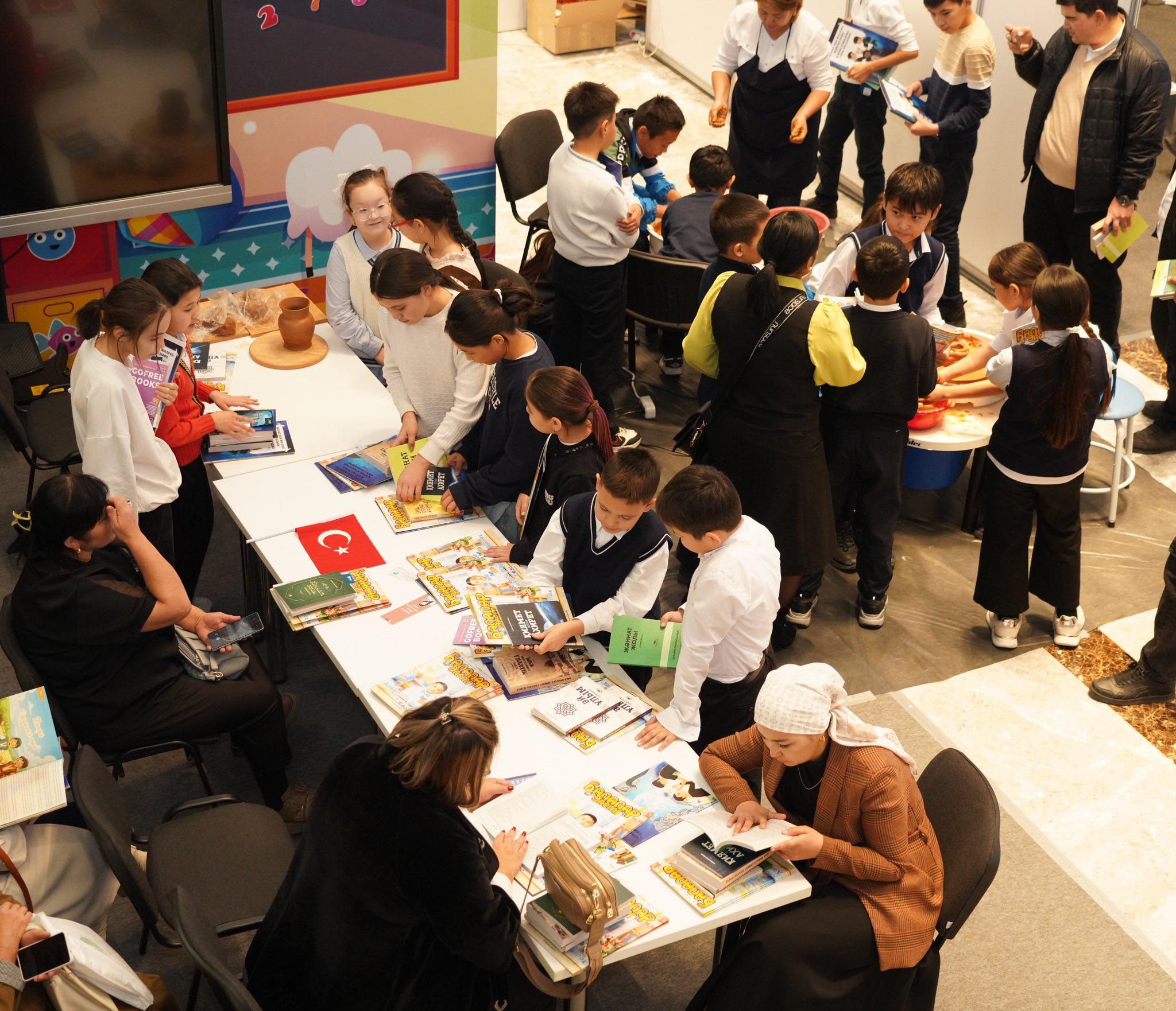 Түркістанды тұтастандырған кітап жәрмеңкесі