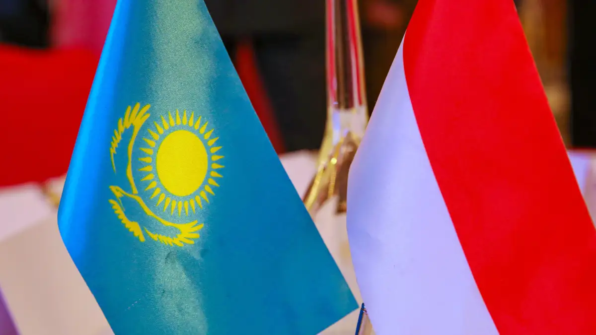 Индонезия Қазақстан азаматтарына визасыз режим енгізуі мүмкін