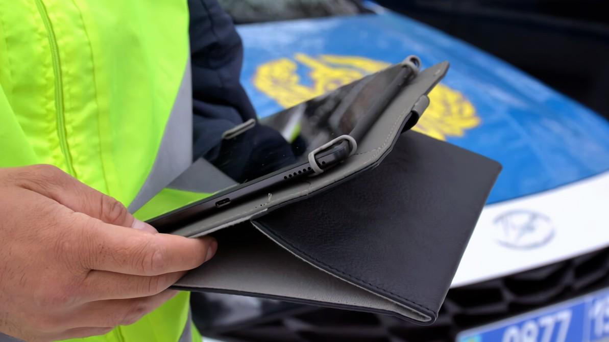 Енді патрулдік полиция жүргізушінің жеке деректерін тексере алмайды