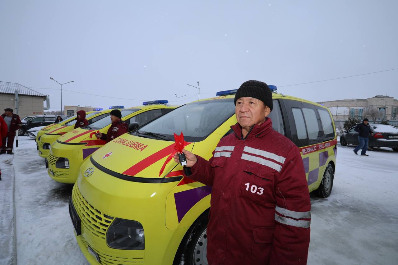 Жаңаөзен қаласына 5 жаңа жедел жәрдем автокөлігі берілді