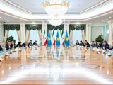 Қазақстан мен Иран президенттерінің келіссөзі кеңейтілген құрамда жалғасты