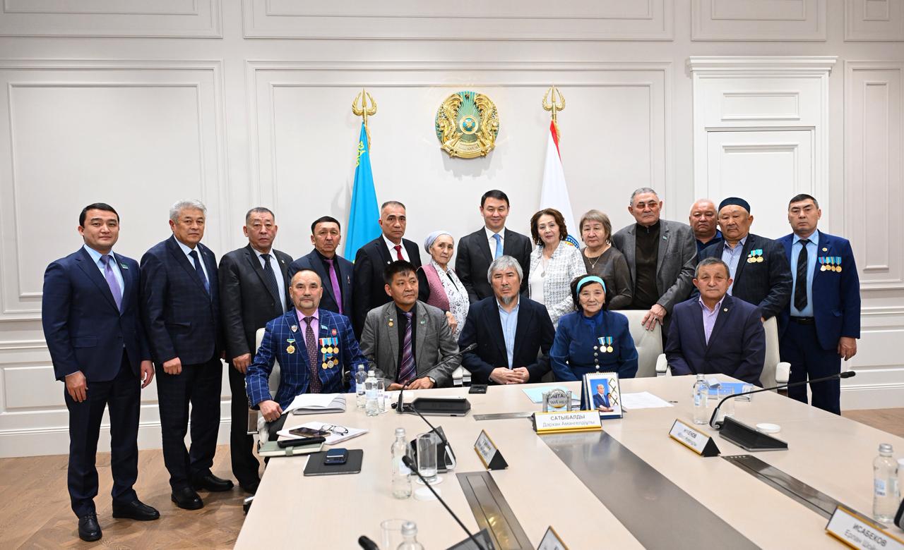 Желтоқсан ерлеріне ерекше құрмет