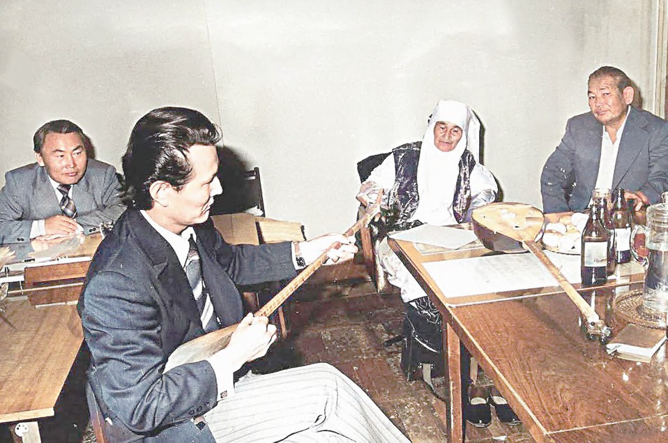 Аққыздың аманатын арқалаған