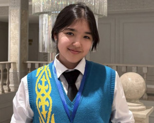 Он тілді меңгерген оқушы