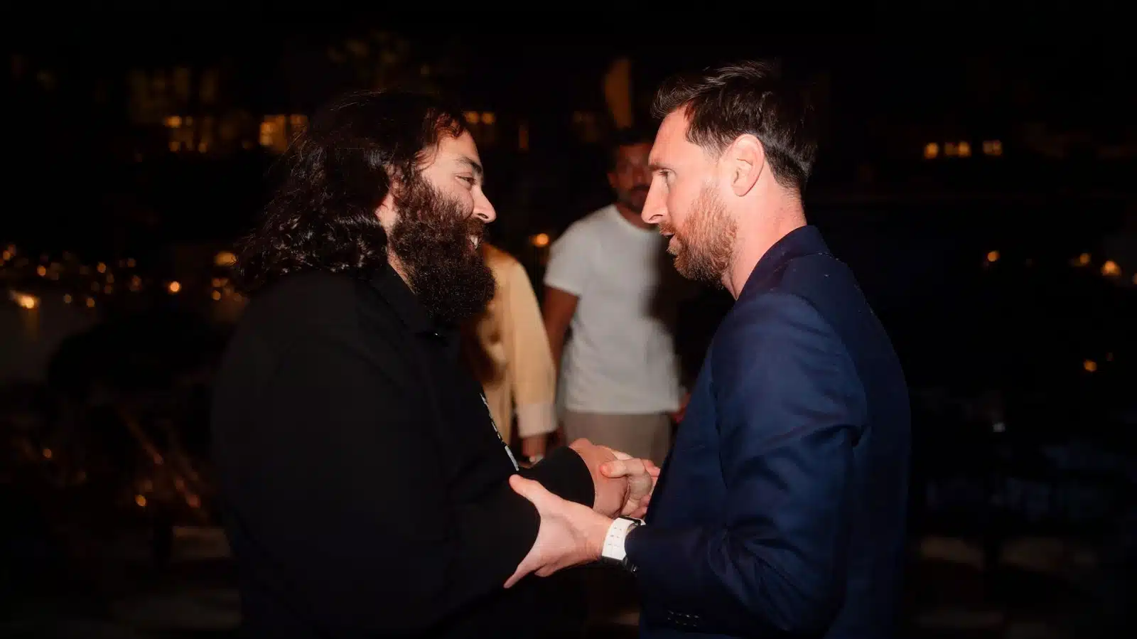 Үндістандық миллиардер Мессиге 1,2 миллион долларлық сағат сыйлады