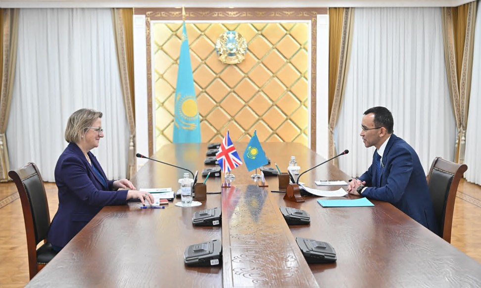 Ұлыбритания елшісімен кездесті