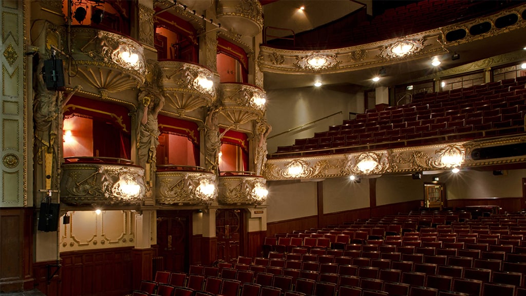 Театрдағы тапқырлық