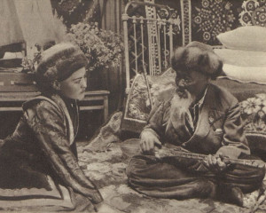 Жыр алыбымен жүздескен қыз