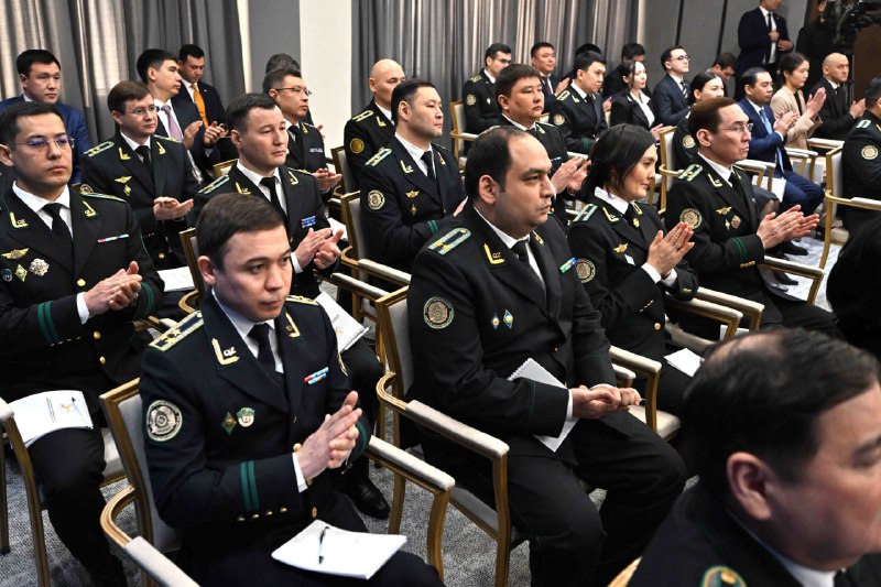 Тоқаев: Бизнестің дамуын тежейтін кедергілерді жою керек