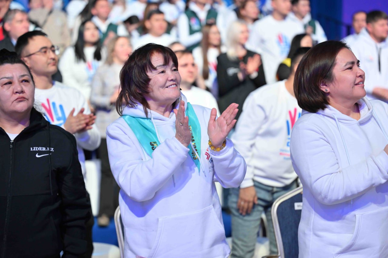 Президент волонтердің цифрлы паспортын жасау туралы ұсынысқа қолдау білдірді