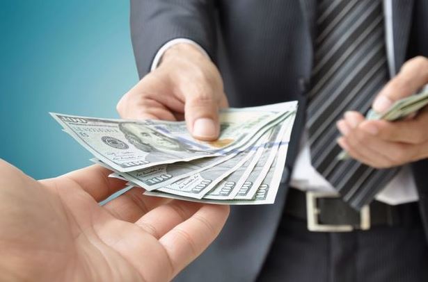 Шығыс Қазақстанда екі ведомствоның лауазымды тұлғалары жемқорлықпен ұсталды