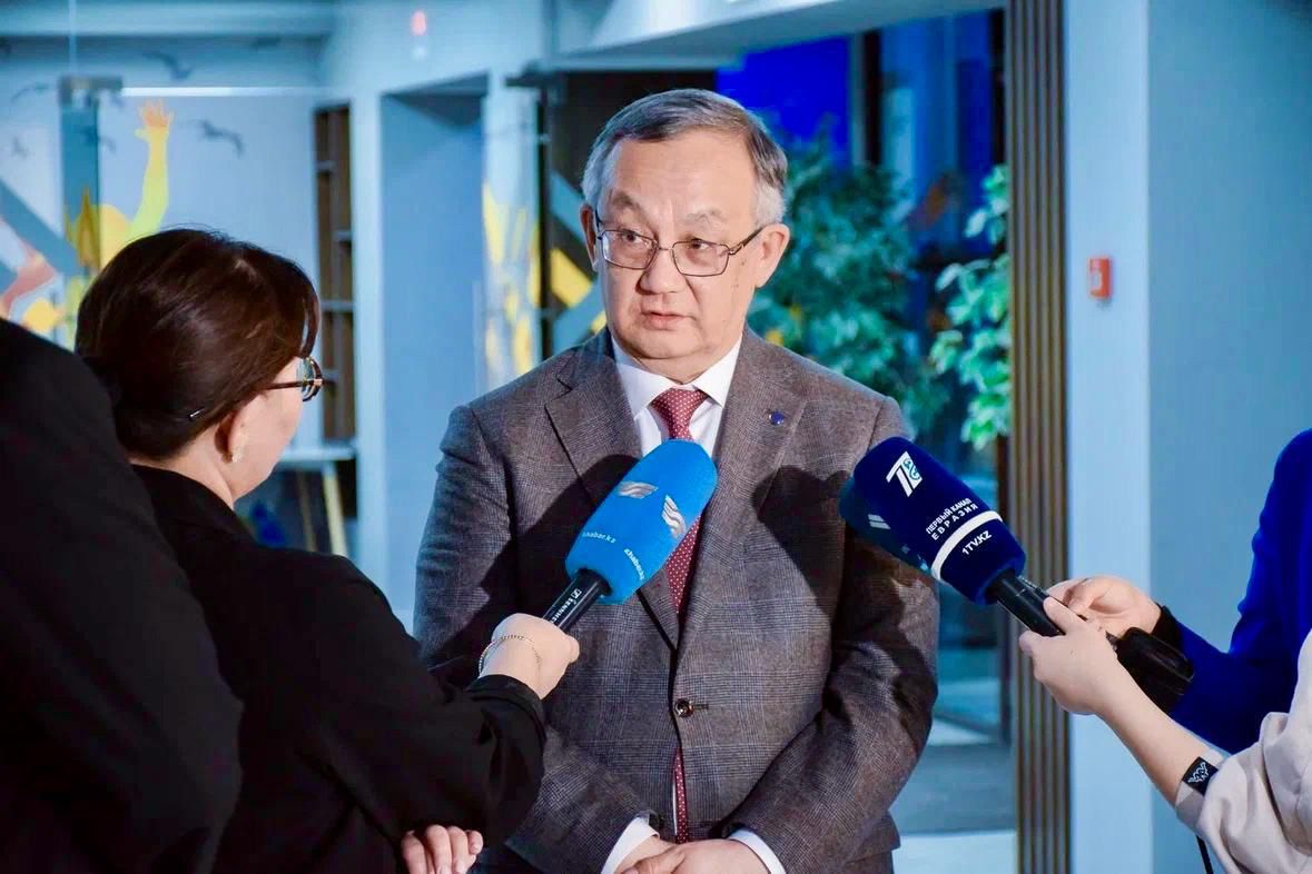 Қазақстан кәсіподақтары жаңа Конституция жобасын қолдады