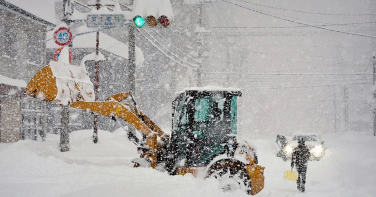 Жапонияда жауған қалың қар салдарынан 40-тан астам адам қаза тапты