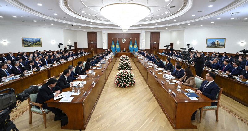 Президент: Бизнеске шын мәнінде қолайлы жағдай жасайтын нақты шаралар қабылдау керек