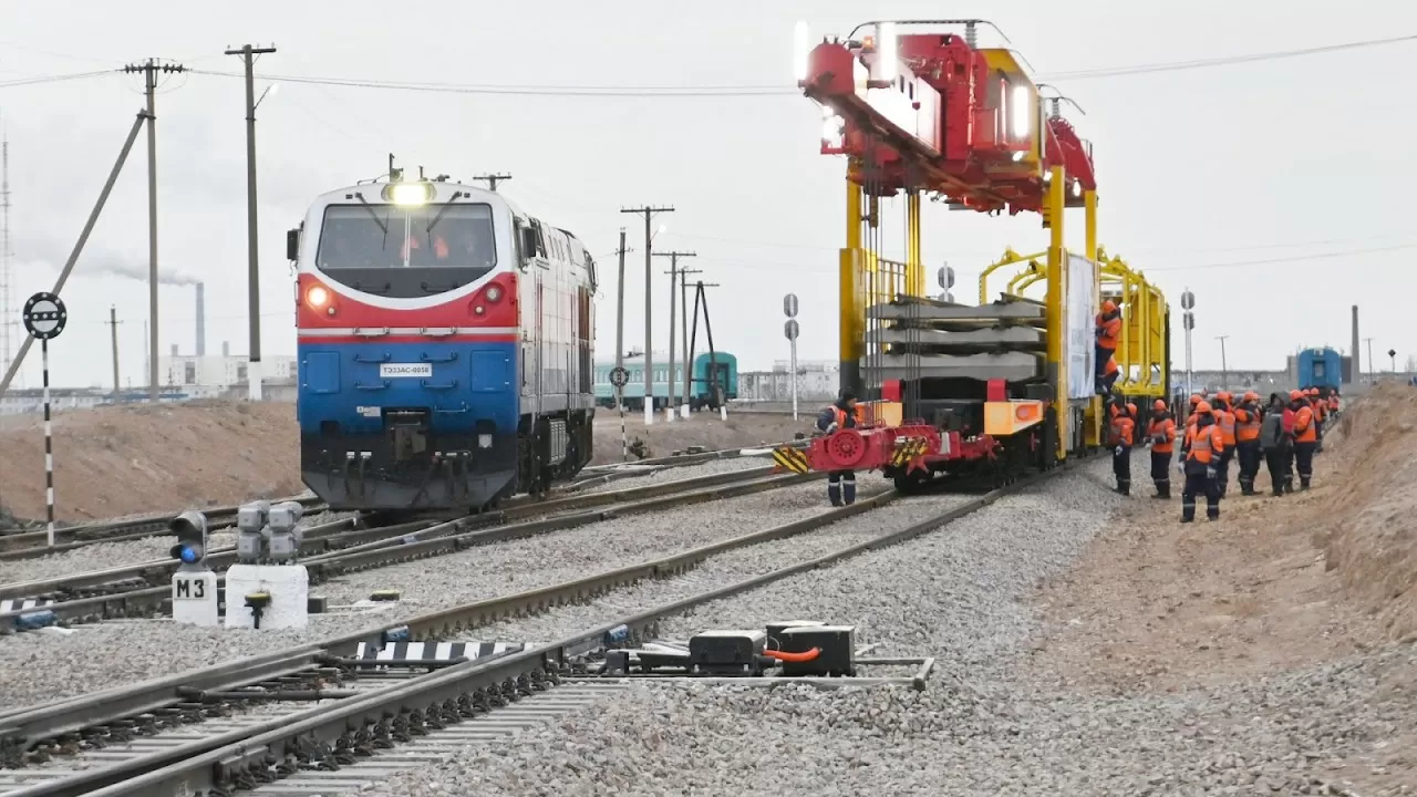 Стратегиялық маңызды теміржол желісі іске қосылады