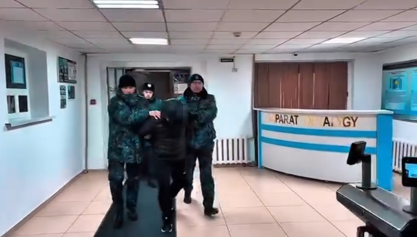 Қызылордада бойжеткеннің соңынан қалмай, аңдыған өгей әкесі темір торға тоғытылды