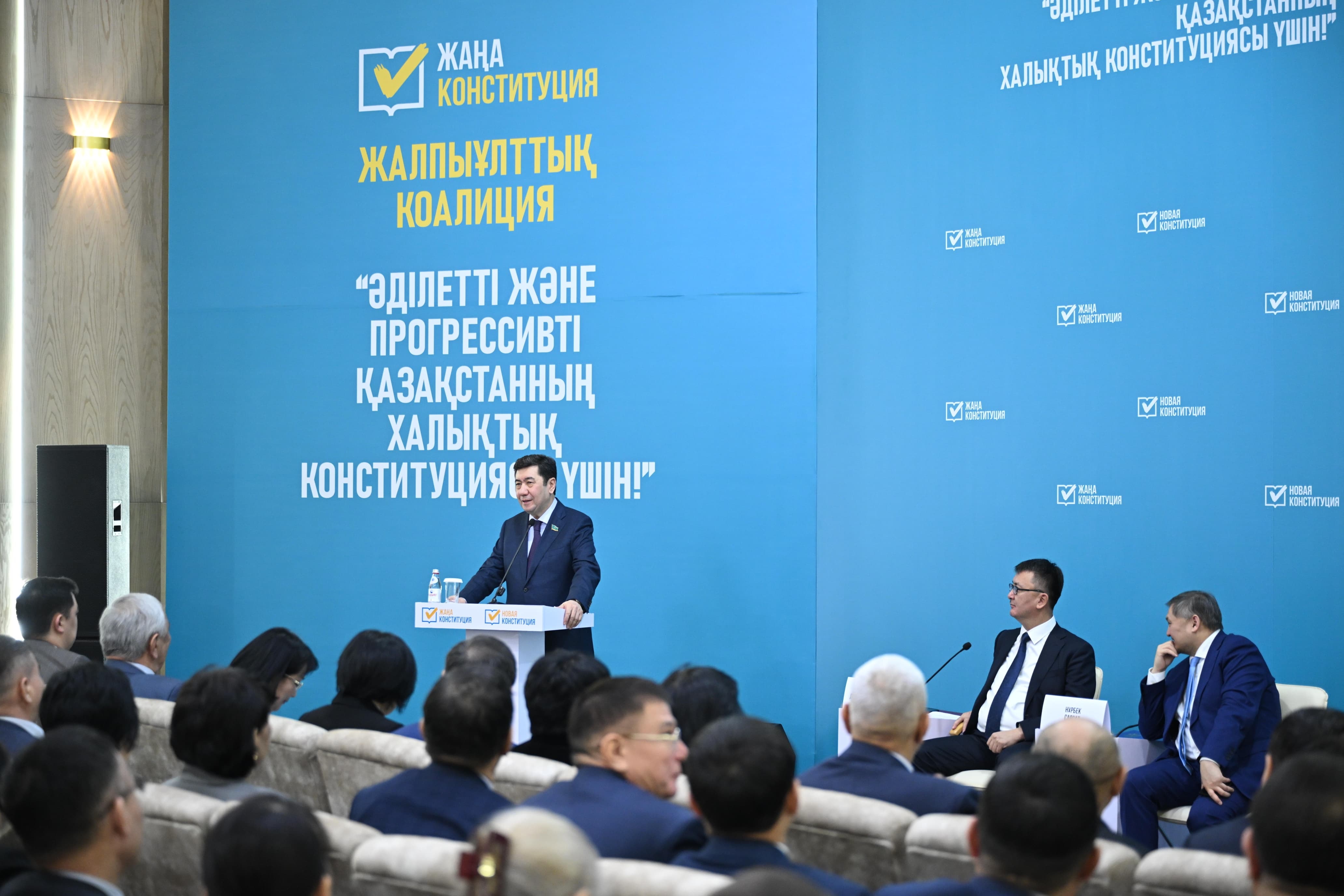 Жалпыұлттық коалиция өкілдері Шымкент тұрғындарымен кездесті