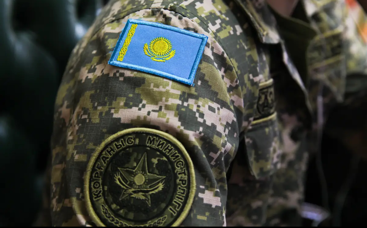 Отардағы сарбаз оқиғасы: Әскери бөлімнің 4 лауазымды тұлғасы қызметінен босатылды