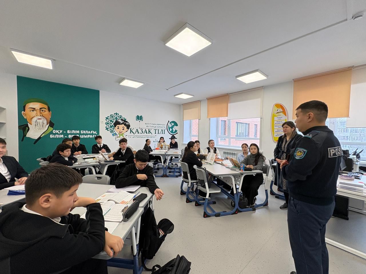 Мектептегі құқық бұзушылықтың алдын алу жолдары талқыланды