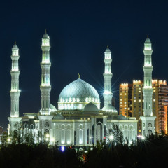 Әлемді ізгілікке шақыратын ай