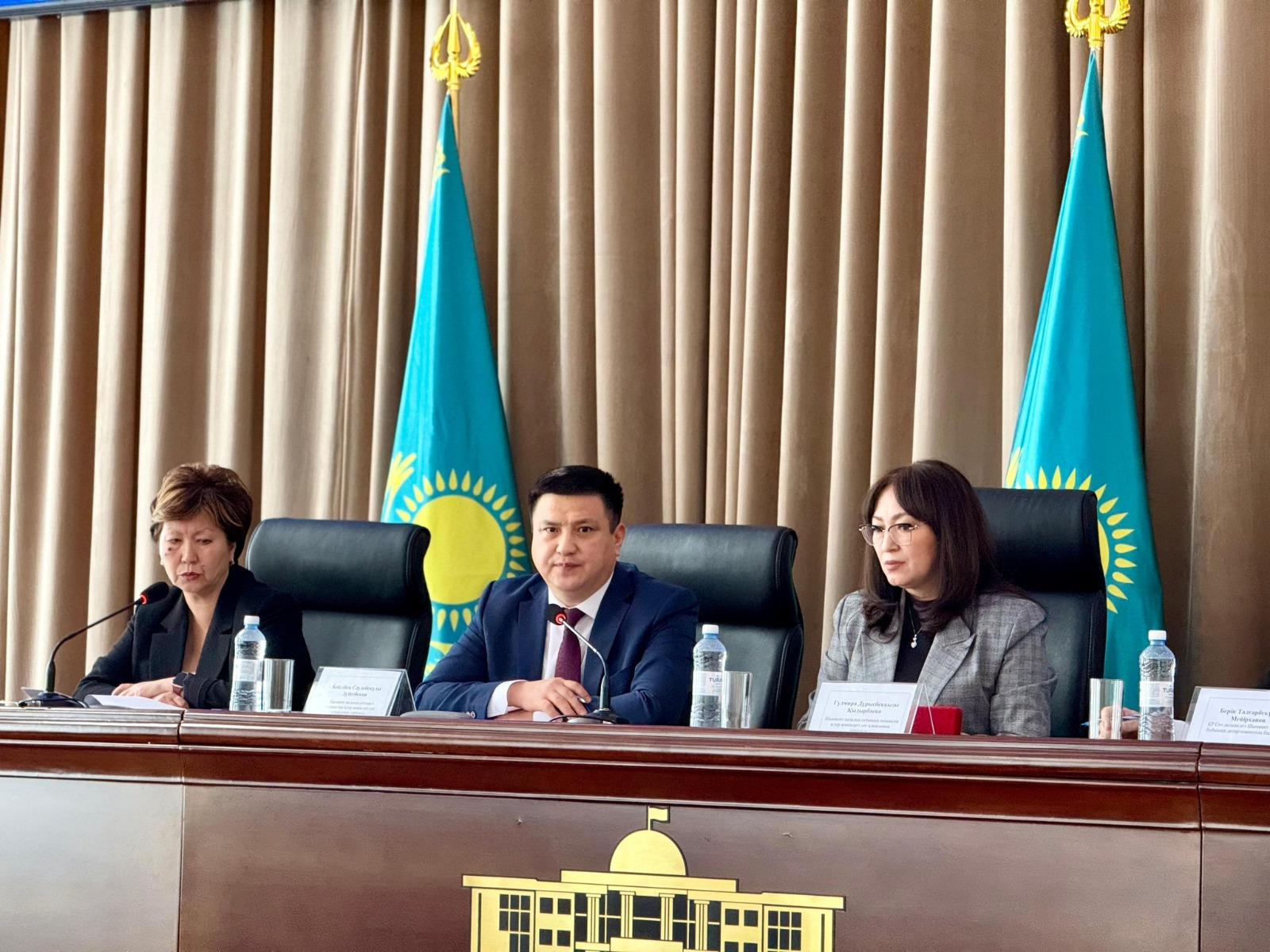 Сот әкімдікке арнайы өтініш жасады