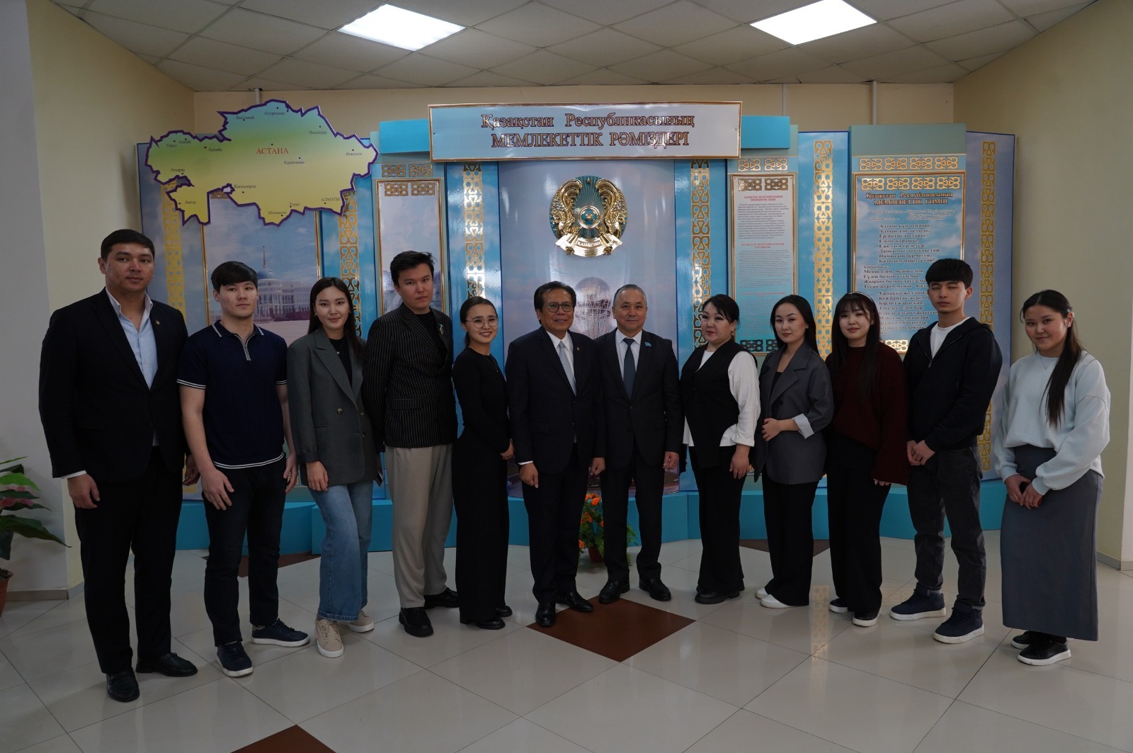 Индонезия елшісі оралдық ғалымдармен кездесті