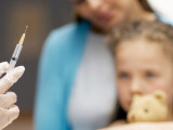 Балаларына вакцина салғызудан бас тартатындар көбейді: Себебі неде?