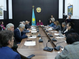 Сарапшылар Жаңа Конституция жобасын талқылады