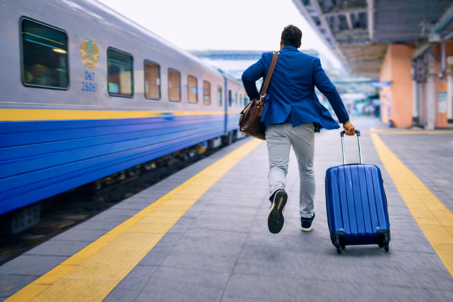 Жолаушы пойызға үлгермей қалса не істеу керек?