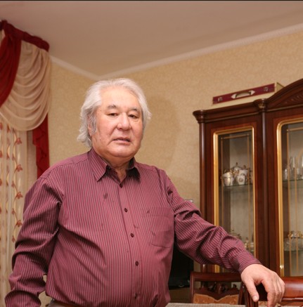 Серік Тұрғынбекұлы, ақын, Қазақстанның еңбек сіңірген қайраткері: Кез келген қазақтың негізінде ақындық бар