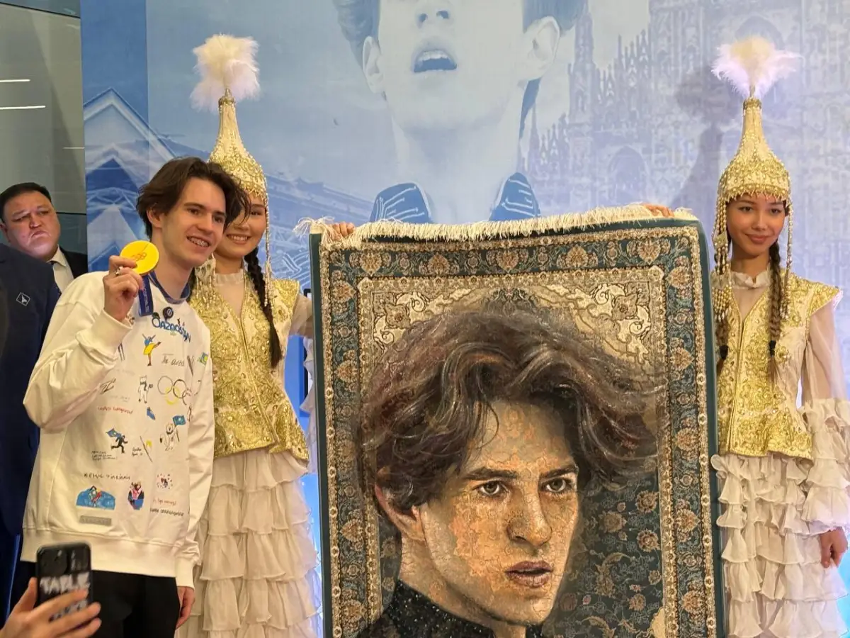 Алматылықтар Михаил Шайдоровты салтанатты түрде қарсы алды