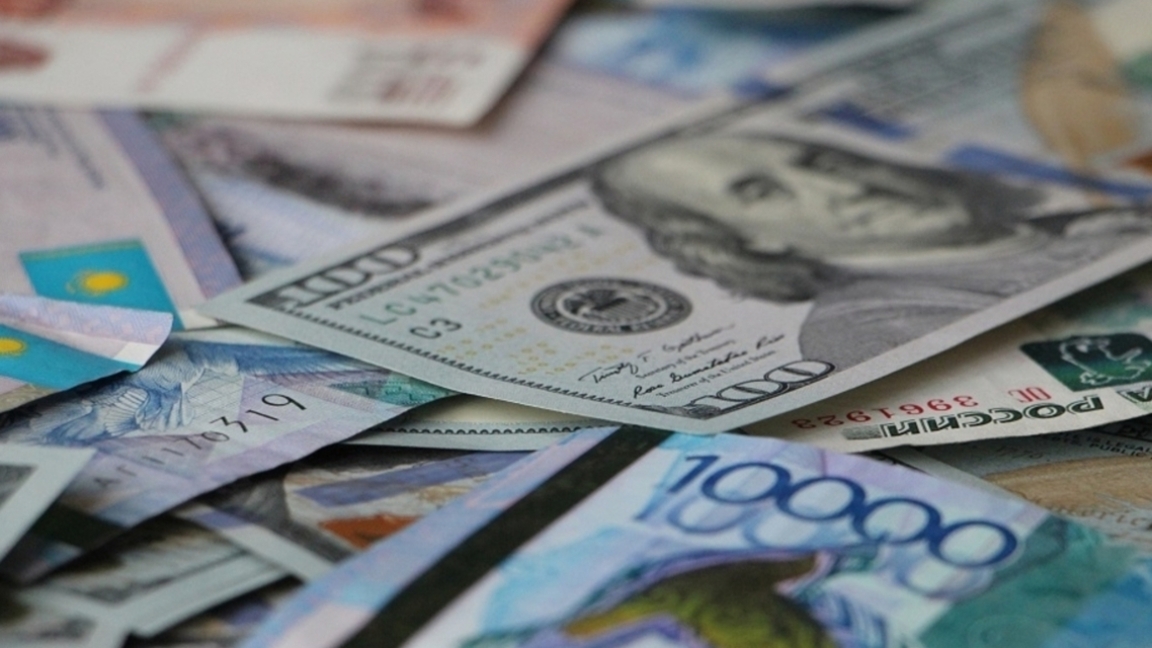 15 наурызда доллар мен теңге қаншадан саудаланып жатыр?