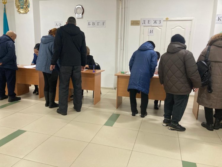 Павлодар өңірінің халқы 520 референдум учаскесінде дауыс беріп жатыр