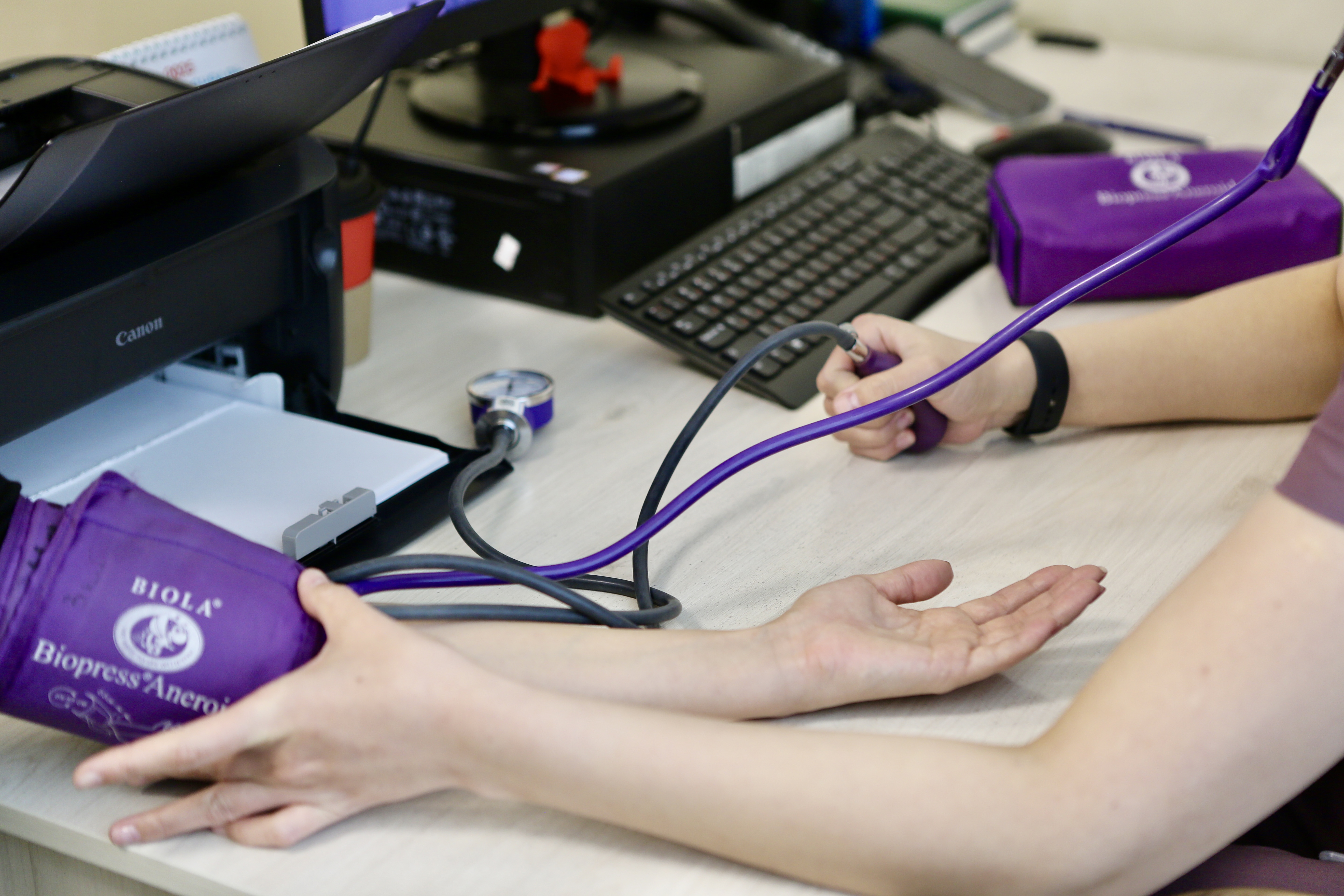 Заңсыз жұмыс істеп келген 270 жеке емшара кабинеті жабылды