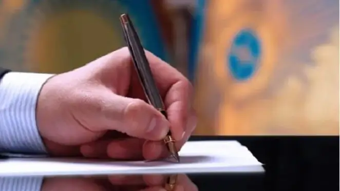 Қарулы Күштердегі ауыс-түйіс: Махсут Гусейнов пен Бағлан Өсербаев жаңа қызметке тағайындалды