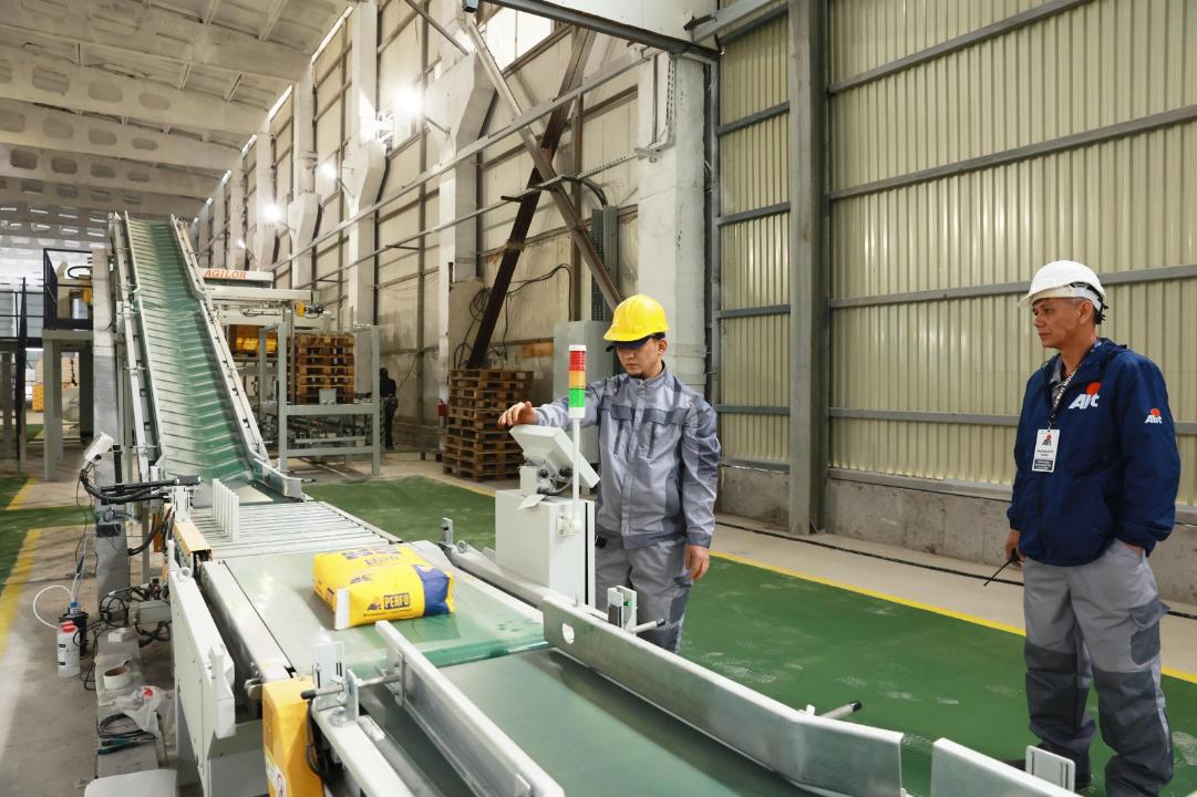 Таразда екі зауыт іске қосылды