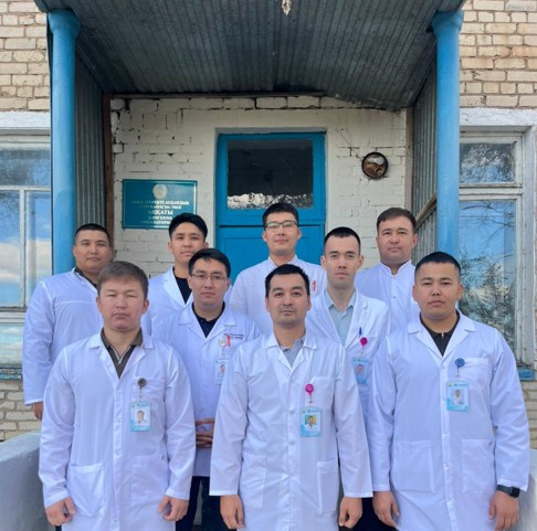 Ақысыз қызмет көрсететін дәрігерлер