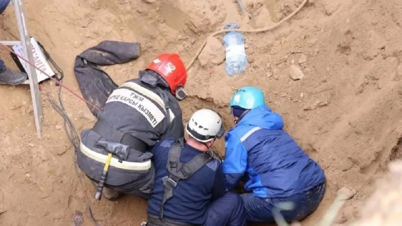 Павлодарда жер опырылып, екі жұмысшы қаза тапты