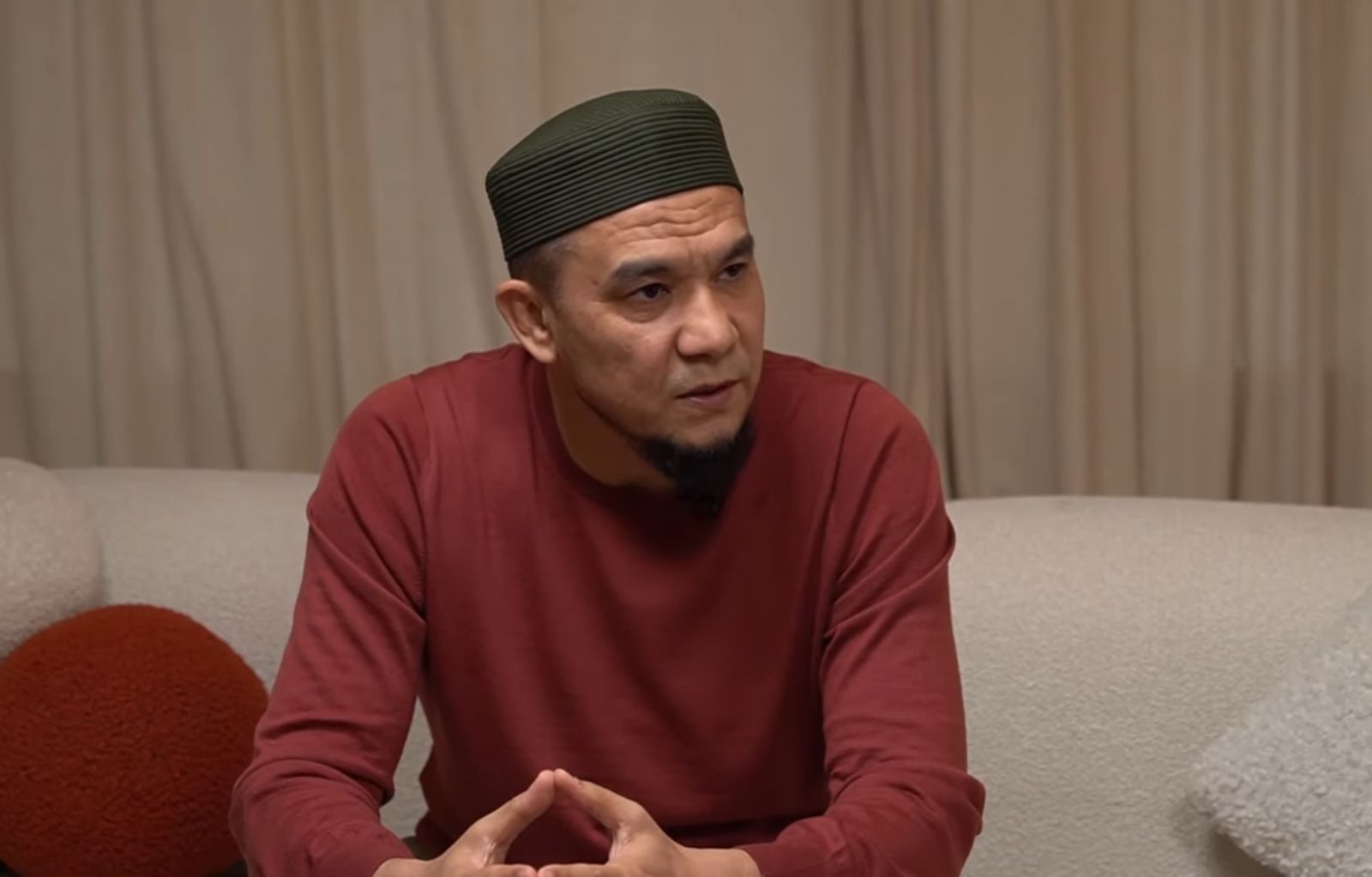 Кезекті «уағызшы» жауаптылыққа тартылды: Дарын Мубаровқа 865 мың теңге айыппұл салынды