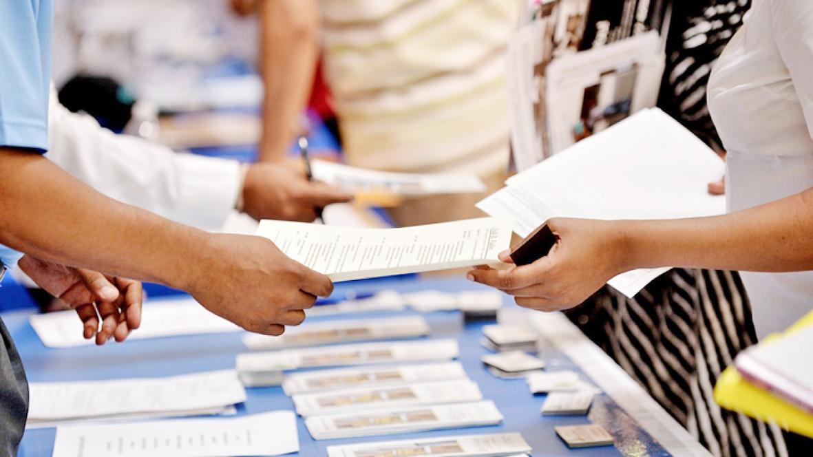 Жұмыссыздарға көмек: Еңбек министрлігі осал топтарға қолдауды күшейтеді