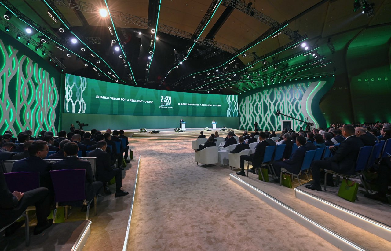 Мемлекет басшысы: Жасанды интеллект көмегінсіз экологиялық мәселелерді оңтайлы шешу мүмкін емес